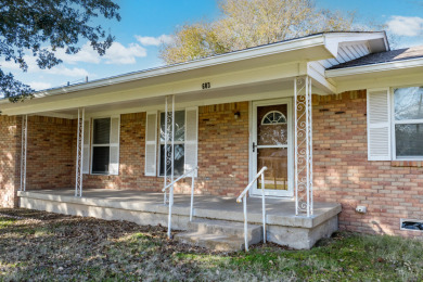 Prime location with endless possibilities! - photo 3