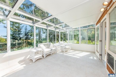 Welcome to this beautifully updated condo on desirable Hilltop - photo 3