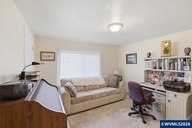 Accepted Offer with Contingencies. Stunning home on a cul-de-sac - photo 34