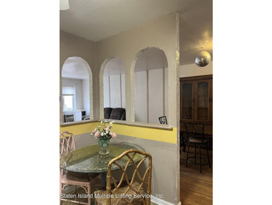7 TOTAL BEDROOMS IN THIS TWO FAMILY HOME. Outstanding investment - photo 8