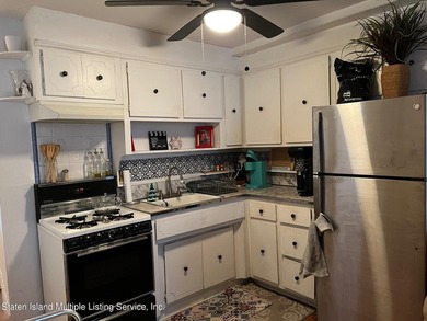 7 TOTAL BEDROOMS IN THIS TWO FAMILY HOME. Outstanding investment - photo 10