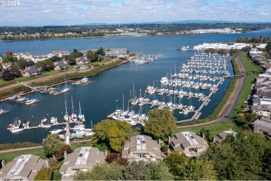 Columbia River - Multnomah County Condo For Sale in Portland Oregon