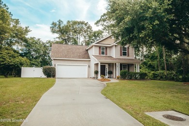 Step inside to an open-concept floor plan designed for everyday - photo 1