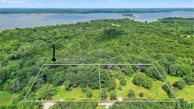 Lake Lot For Sale in Pottsboro, Texas