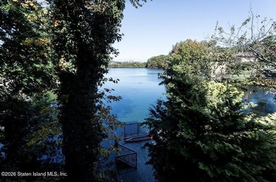 (private lake, pond, coastal) Home For Sale in Staten Island New York