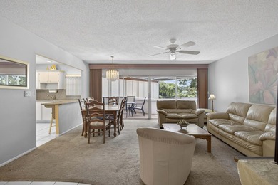 Welcome to your tranquil Florida retreat! This light-filled - photo 13