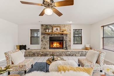 Nestled on over 6 private acres near Canyon Lake, this warm - photo 3