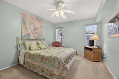 Welcome to your tranquil Florida retreat! This light-filled - photo 21