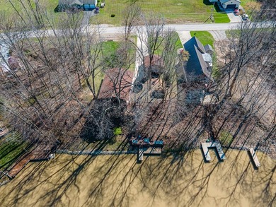 This beautiful, nearly 3,000 square foot cottage-style lakefront - photo 23