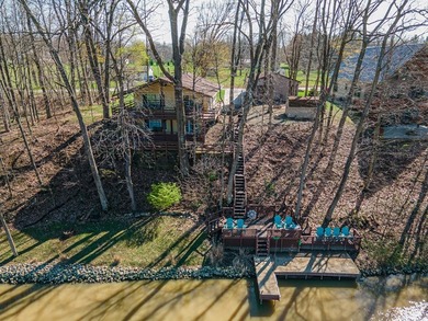 This beautiful, nearly 3,000 square foot cottage-style lakefront - photo 24