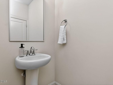 Move-In Ready! This Homes by Dickerson Townhome B (Interior) - photo 27