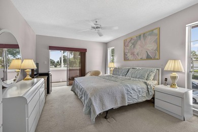 Welcome to your tranquil Florida retreat! This light-filled - photo 28