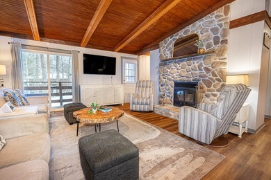 This beautiful, nearly 3,000 square foot cottage-style lakefront - photo 33