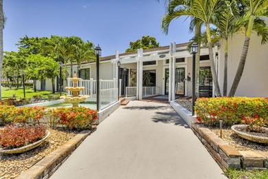 WELCOME HOME TO THIS CHARMING 2 BEDROOM, 2 BATH CONDO WITH - photo 37