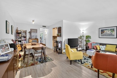 Investors welcomed! Priced to sell! This well-kept and - photo 4
