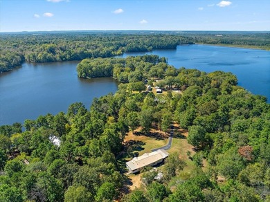 Beautiful home on Lake Pinkston. Just under 3 acres with two - photo 4