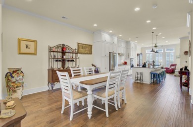 Overlooking the picturesque Frissel Park, this impeccably