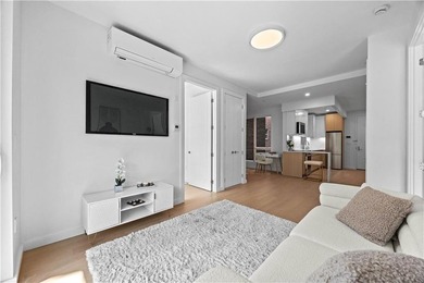 2 Bed with an option to convert to 3 as it has an additional - photo 10