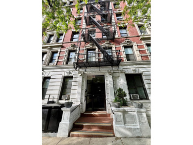 Charming Upper West Side Studio Near Central Park & Columbia - photo 1