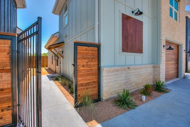 Come check out the newest townhome in San Angelo. This 3 bedroom - photo 3