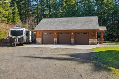 Welcome to your dream retreat at 232 Upper Lakeview Dr. This - photo 6