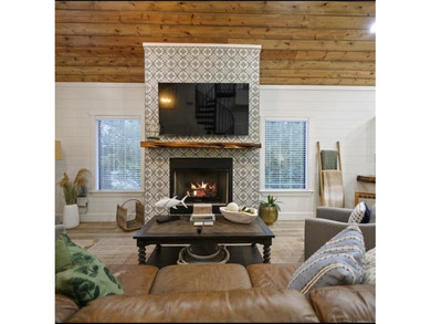 Welcome to Fleur de Lake, a modern luxury cabin perfectly - photo 3