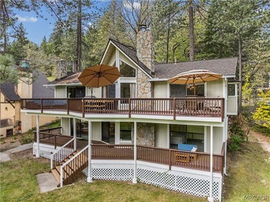 Welcome to an exceptional golf course frontage home set along - photo 5