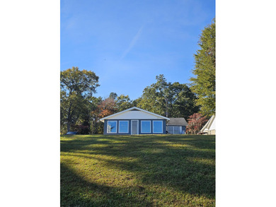 Welcome to luxury lake front living! This beautiful totally - photo 3