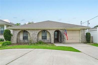 Lake Pontchartrain Home Active Under Contract in Metairie Louisiana