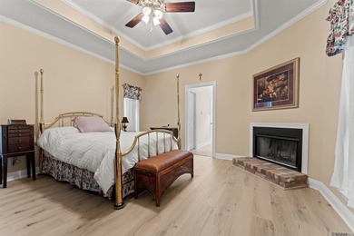 In-ground pool, wood-burning fireplace, boat port, sunroom - photo 12