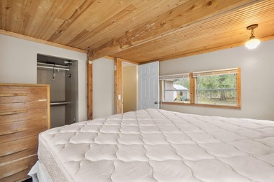 Great income-producing opportunity! This 3-bedroom, 1-bath home - photo 13