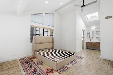 Welcome to this charming two-story condo in the desirable Quail - photo 15