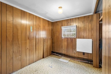Great income-producing opportunity! This 3-bedroom, 1-bath home - photo 15