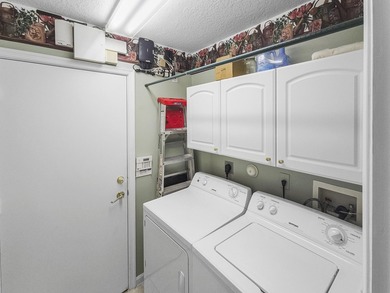 THIS BEAUTIFUL POPULAR AND EXPANDED DORSET MODEL SITS ON A - photo 26