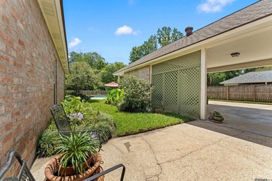 In-ground pool, wood-burning fireplace, boat port, sunroom - photo 27