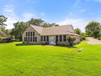 SIGNIFICANT $100,000+ DROP - PRICED TO MOVE! Discover the kind - photo 2