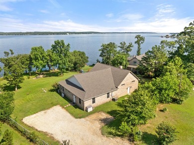 SIGNIFICANT $100,000+ DROP - PRICED TO MOVE! Discover the kind - photo 4