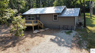 Sportsman's Paradise! This completely remodeled 2 bed, 2 full - photo 5