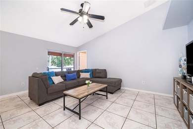Welcome to Tuska Oaks-a well-established community in the heart - photo 8