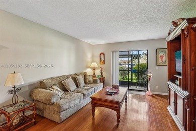 Welcome to this beautifully maintained first-floor 2-bedroom - photo 11