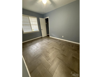 Looking for a home that is move in ready? Look no further! This - photo 11