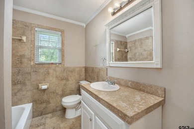 Well cared for 3/2 with a large shop, on just over an acre, near - photo 15