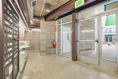 Stunning 2 story condo Nestled in the Heart of Pittsburgh's - photo 15
