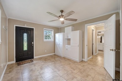 Well cared for 3/2 with a large shop, on just over an acre, near - photo 16