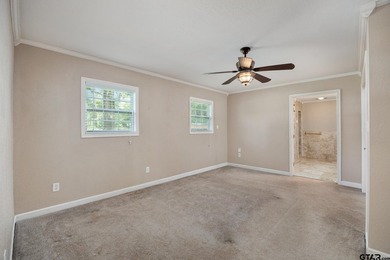 Well cared for 3/2 with a large shop, on just over an acre, near - photo 18