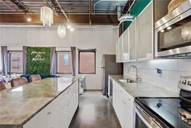Stunning 2 story condo Nestled in the Heart of Pittsburgh's - photo 26