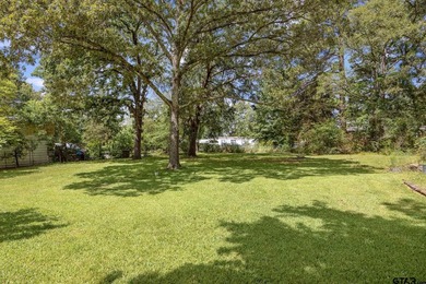 Well cared for 3/2 with a large shop, on just over an acre, near - photo 34