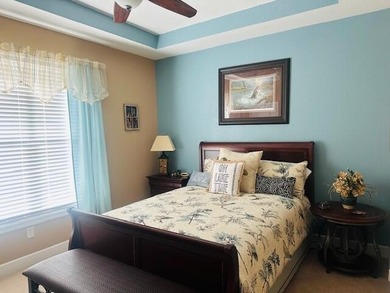 Enjoy a resort feel as you view Cherokee Lake from your living - photo 34
