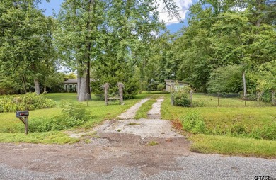 Well cared for 3/2 with a large shop, on just over an acre, near - photo 37