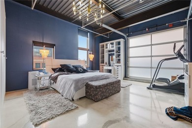 Stunning 2 story condo Nestled in the Heart of Pittsburgh's - photo 38
